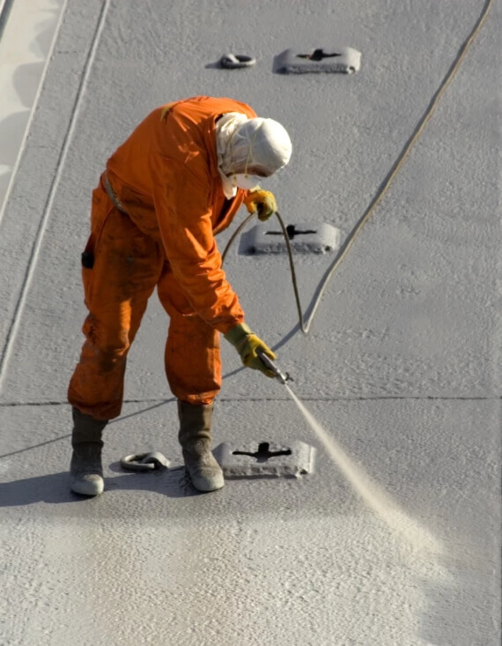 Why Flat Roofs Fail Differently in the Desert