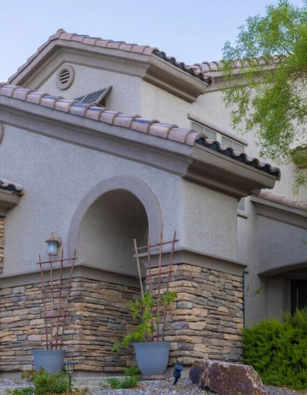 Why Exterior Cladding Fails Differently in the Desert